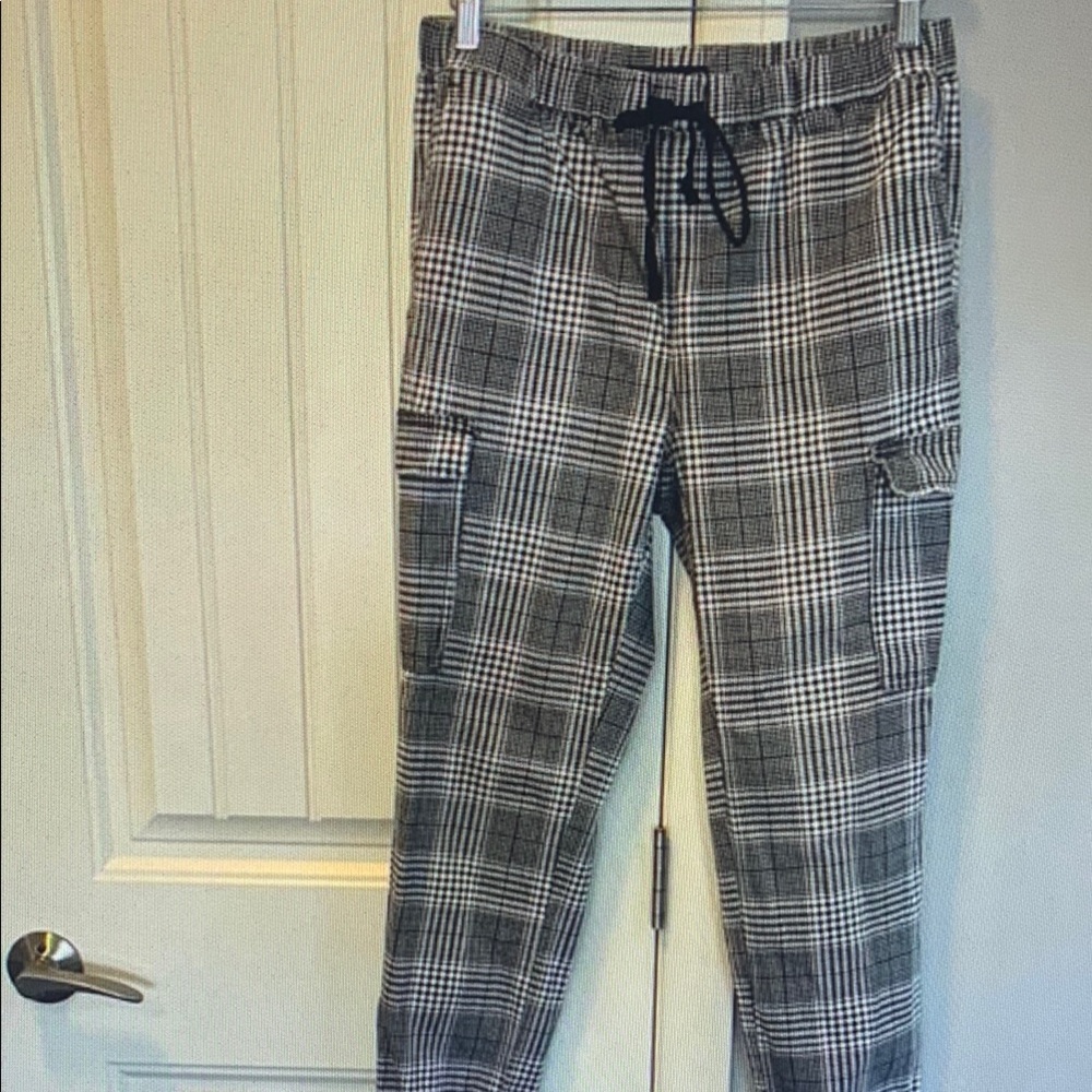 Design Lab Lord & Taylor Black and White Plaid Pants